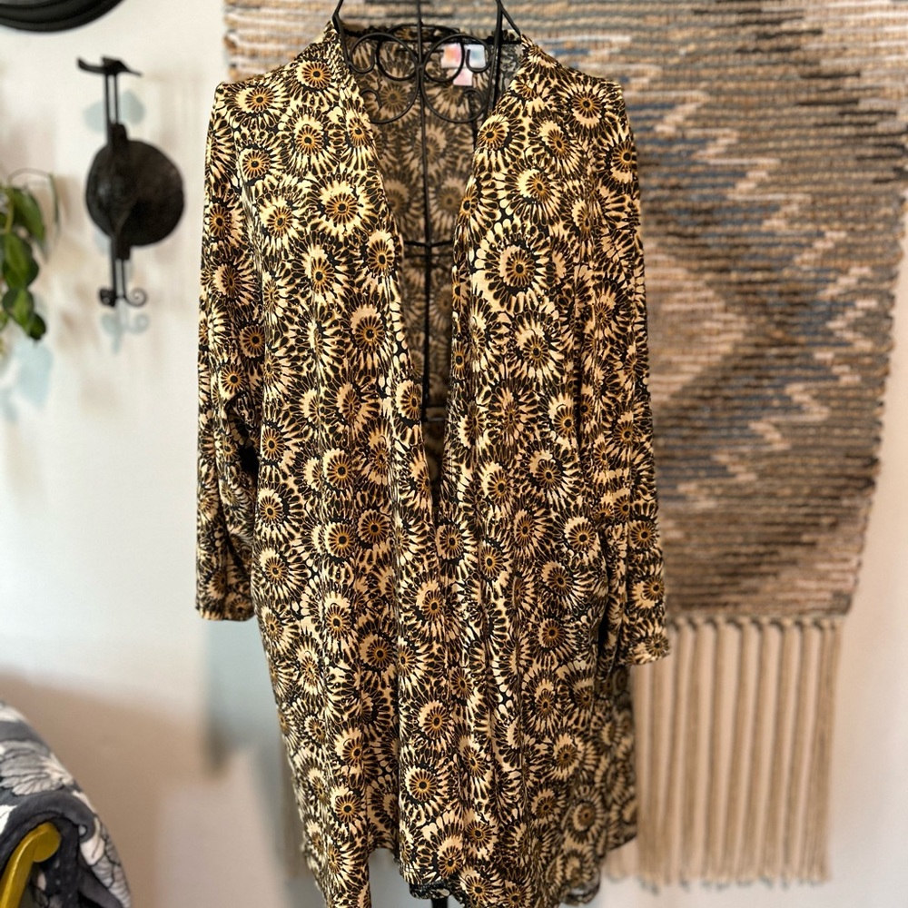 LuLaRoe Floral Patterned Open Cardigan